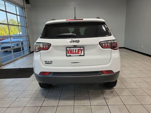 New 2026 Jeep Compass Latitude w/ Sun and Sound Group image 5