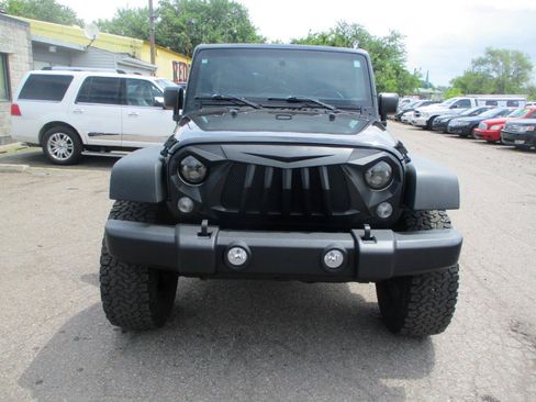 Used 2017 Jeep Wrangler Unlimited Sport w/ Quick Order Package 24S AWD/4WD image 2