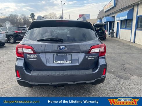 Used 2017 Subaru Outback 2.5i Limited image 4