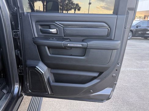 Used 2024 RAM 2500 Limited image 42