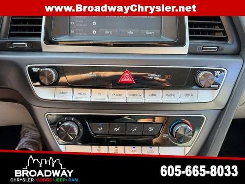 Used 2018 Hyundai Sonata ECO FWD image 18