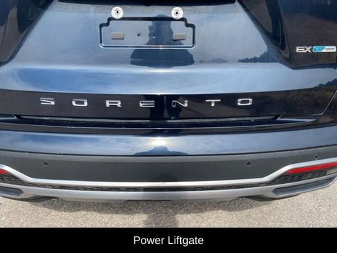 Used 2021 Kia Sorento EX image 9