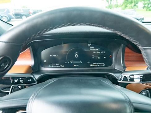 Used 2022 Lincoln Aviator Reserve w/ Elements Package Plus AWD/4WD image 20