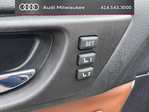 Used 2018 Subaru Outback 2.5i Touring w/ Popular Package #3 AWD/4WD image 8