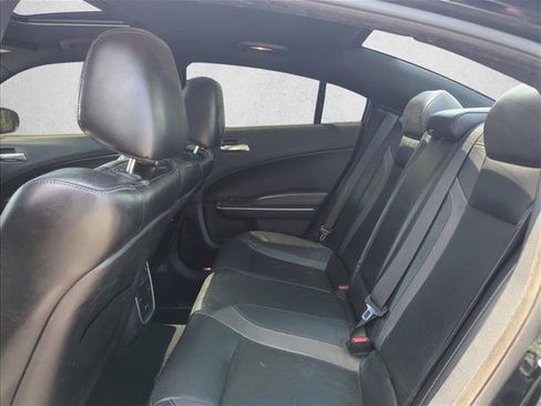 Used 2020 Dodge Charger SXT w/ Leather Interior Group RWD image 18