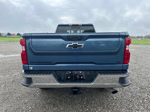 Used 2024 Chevrolet Silverado 2500 LT w/ Convenience Package AWD/4WD image 11