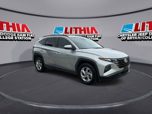 Used 2024 Hyundai Tucson SEL image 2