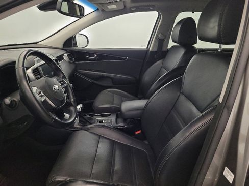 Used 2019 Kia Sorento SX w/ SX Touring Package AWD/4WD image 17