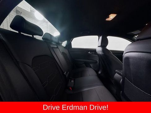 Used 2024 Kia Forte GT-Line FWD image 27