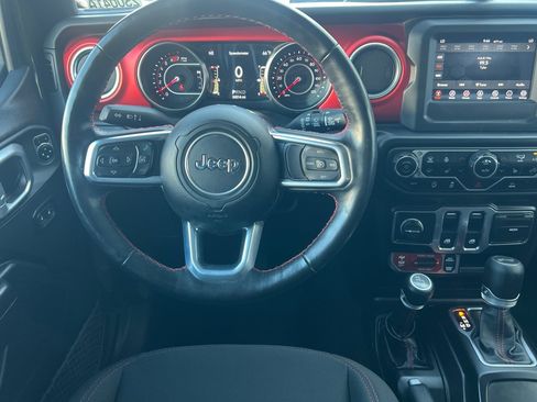 Used 2021 Jeep Wrangler Rubicon w/ Cold Weather Group image 15