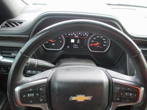 Used 2021 Chevrolet Tahoe Premier w/ Premium Package image 30