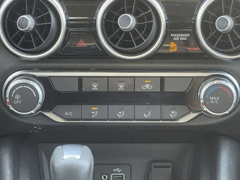 Used 2024 Nissan Sentra S FWD image 33