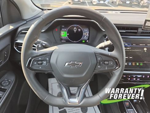 Used 2023 Chevrolet Bolt EUV LT FWD image 9