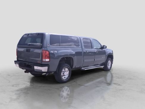 Used 2009 GMC Sierra 2500 SLE w/ Convenience Package AWD/4WD image 8