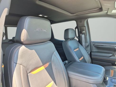 Used 2024 GMC Sierra 1500 AT4 w/ Technology Package image 15