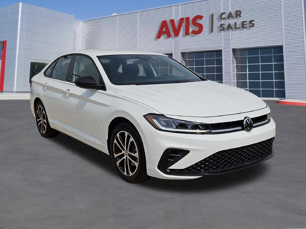 Used 2025 Volkswagen Jetta Sport FWD image 3