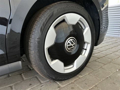 New 2025 Volkswagen ID. Buzz Pro S image 55