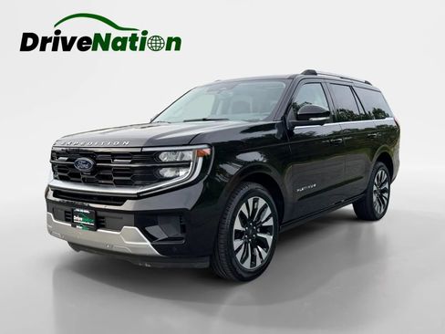 Used 2026 Ford Expedition Platinum w/ Driver's Package AWD/4WD image 1