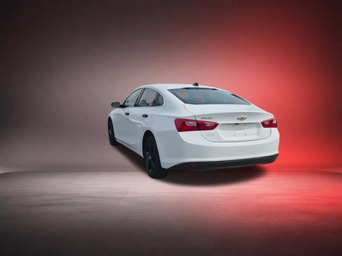 Used 2023 Chevrolet Malibu LS FWD image 7