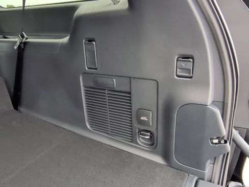 New 2027 Ford Expedition Max Active RWD image 43