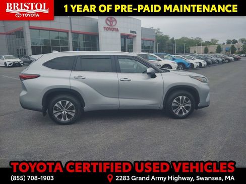 Certified 2020 Toyota Highlander XLE AWD/4WD image 8