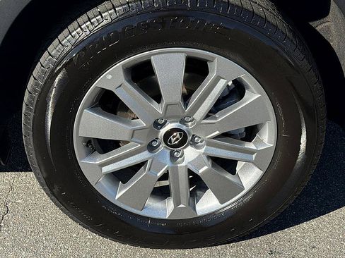 Certified 2025 Hyundai Palisade SEL image 6