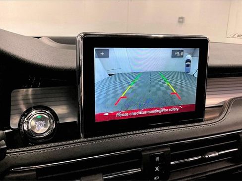 Used 2022 Lincoln Corsair AWD w/ Premium Package image 27