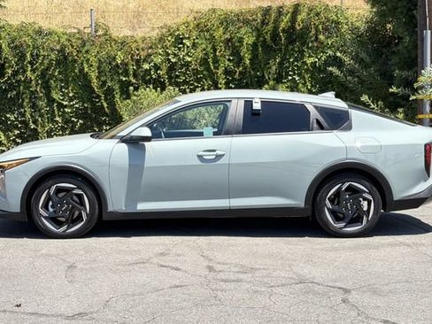 Used 2025 Kia K4 EX FWD image 7