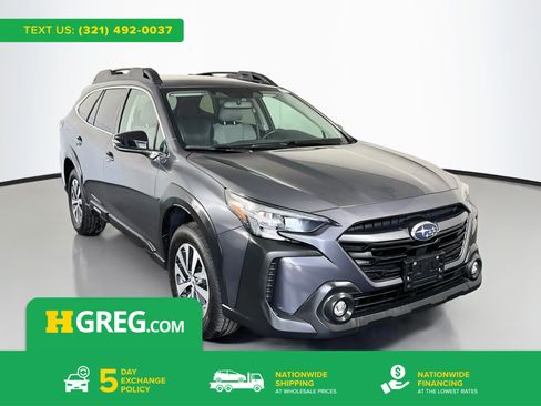 Used 2023 Subaru Outback Premium AWD/4WD image 1