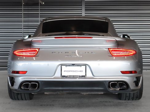 Used 2014 Porsche 911 Turbo image 9