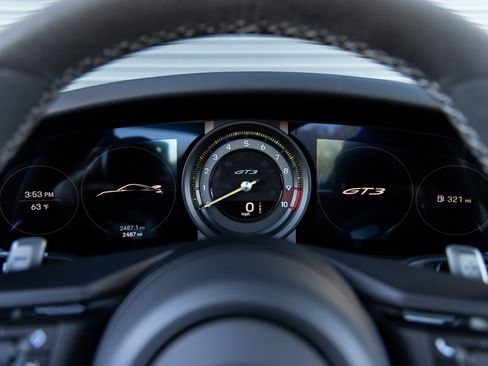 Certified 2024 Porsche 911 GT3 image 13