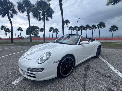Used 2006 Porsche 911 Carrera S RWD image 4