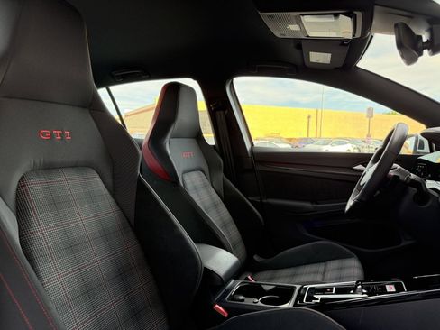 Used 2024 Volkswagen GTI S image 40