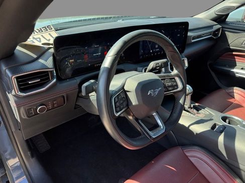 Used 2025 Ford Mustang Premium RWD image 6