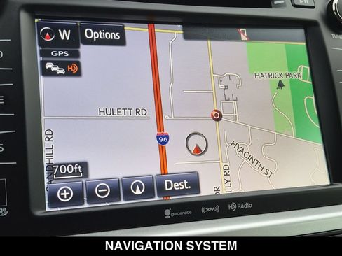 Used 2019 Toyota Highlander Limited Platinum AWD/4WD image 11