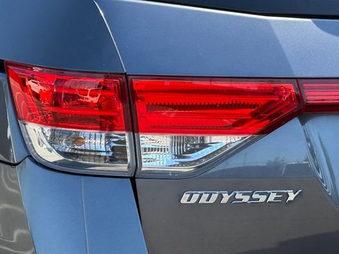 Used 2015 Honda Odyssey Touring image 29