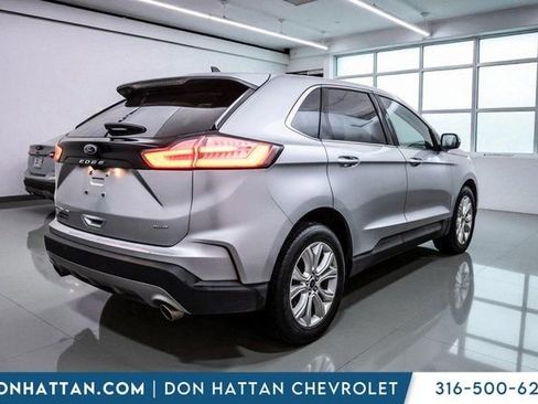 Used 2022 Ford Edge Titanium image 38