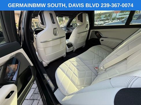 Certified 2025 BMW 760i xDrive w/ Executive Package image 18