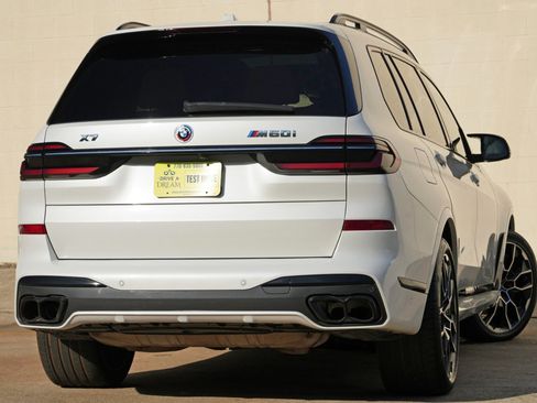Used 2023 BMW X7 M60i w/ Climate Comfort Package AWD/4WD image 5