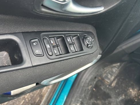 Used 2020 Jeep Renegade Sport image 4