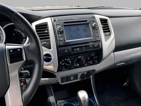 Used 2013 Toyota Tacoma 4x4 Double Cab w/ SR5 Pkg image 7