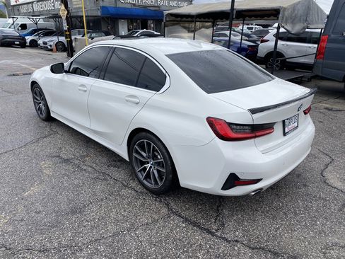 Used 2019 BMW 330i Sedan w/ Convenience Package image 9