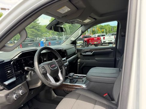 Used 2026 GMC Sierra 1500 Elevation w/ Preferred Package AWD/4WD image 13