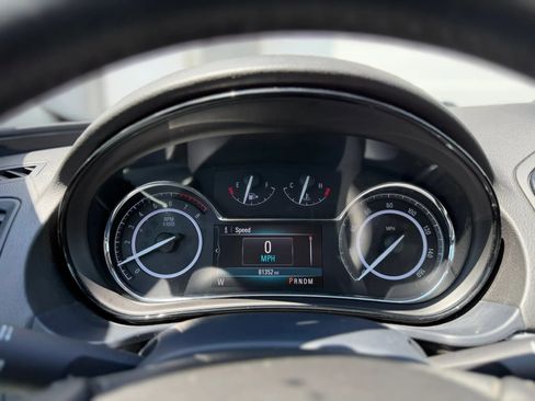 Used 2016 Buick Regal AWD image 12