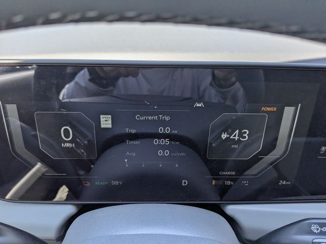 New 2027 Kia EV3 Wind FWD image 27