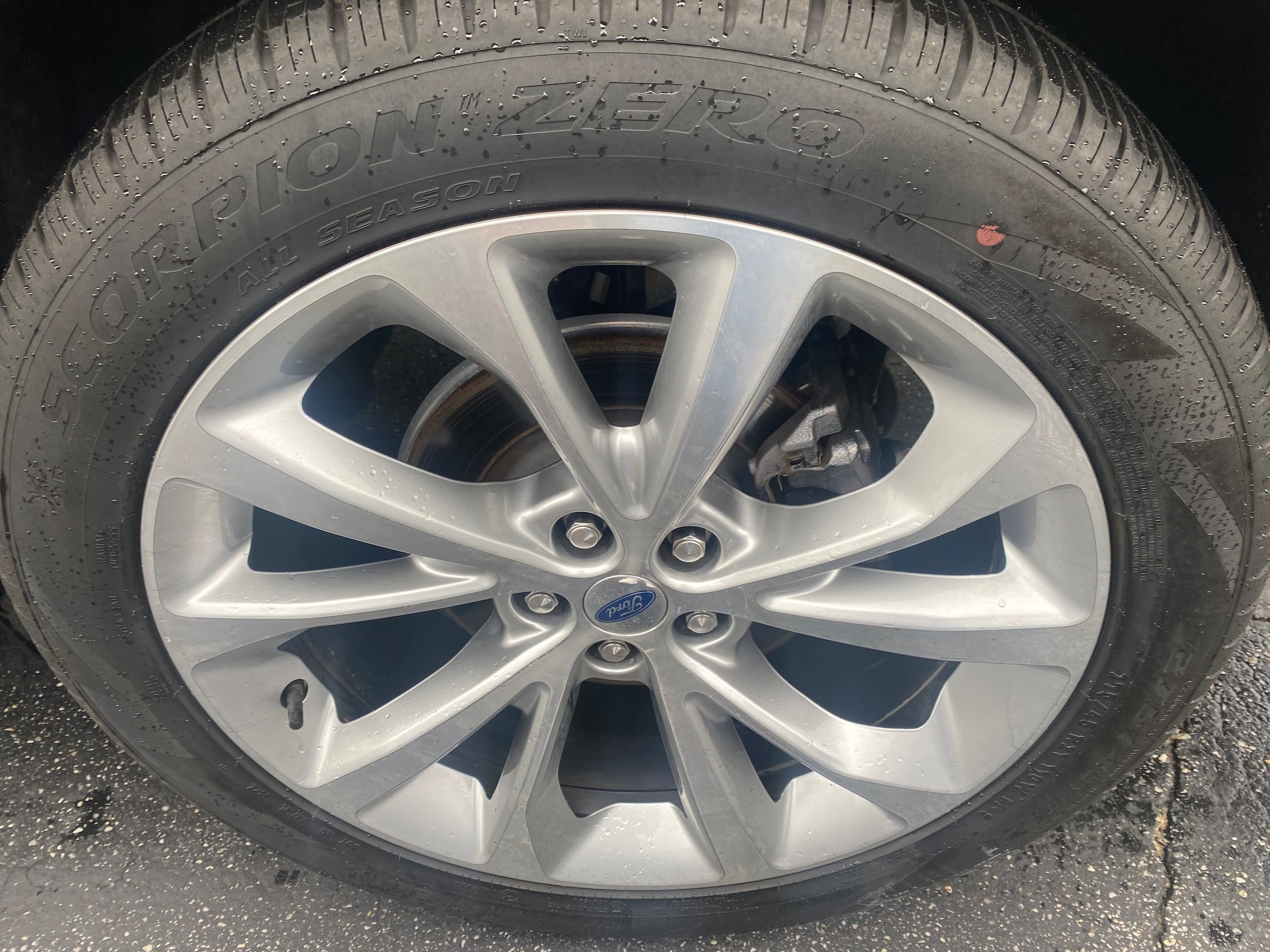 Used 2021 Ford Explorer Platinum w/ Equipment Group 601A AWD/4WD image 6