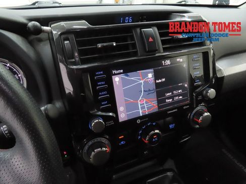 Used 2020 Toyota 4Runner TRD Off-Road AWD/4WD image 16