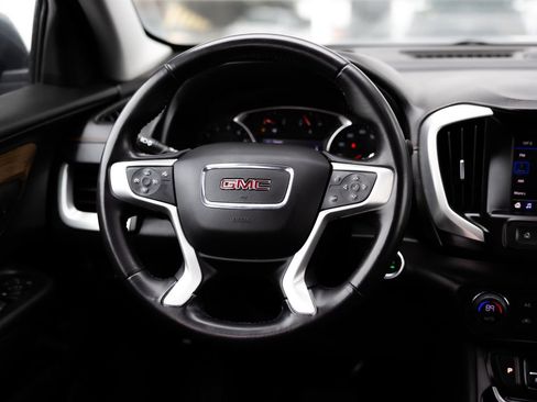 Used 2020 GMC Terrain SLE w/ Driver Convenience Package image 14