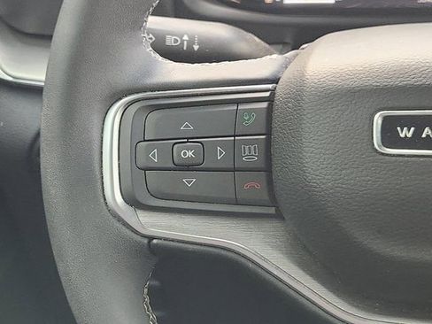 Used 2024 Jeep Wagoneer Series II image 28