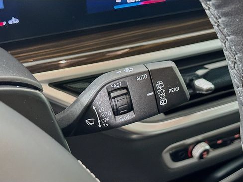 Used 2026 BMW X5 xDrive40i AWD/4WD image 21